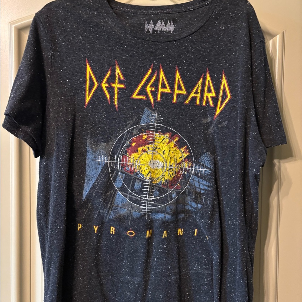 Def Leppard Graphic T-Shirt